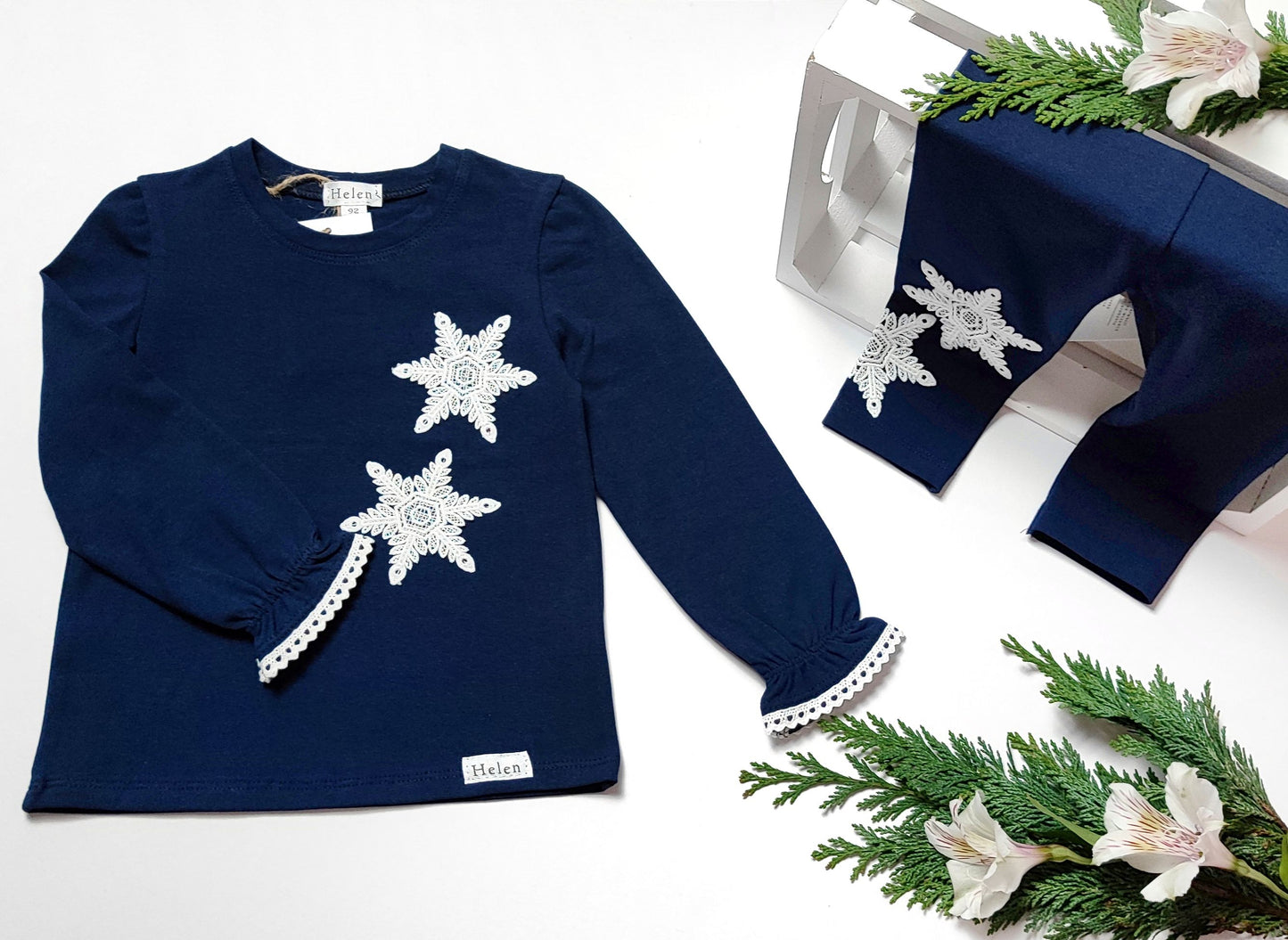 Snowflake set with top