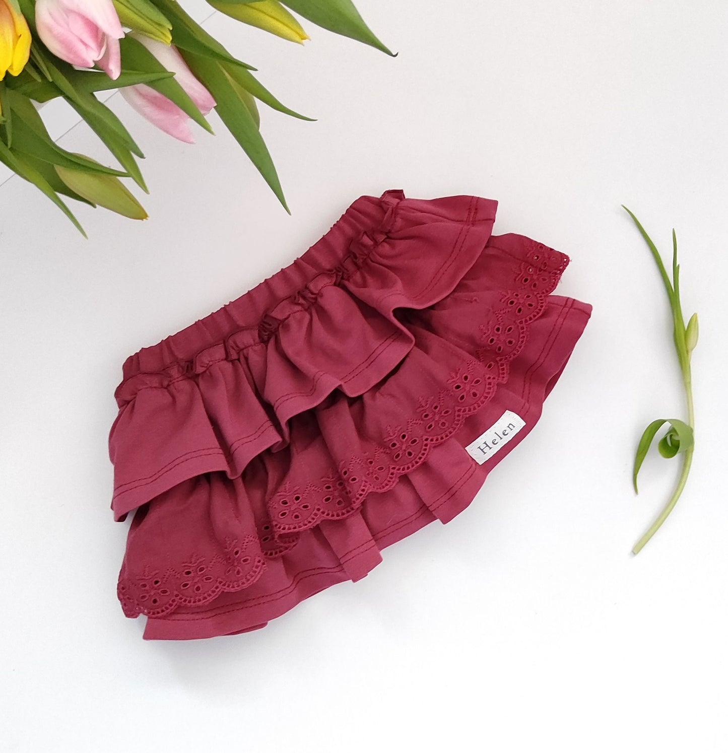 Ruffled bloomers