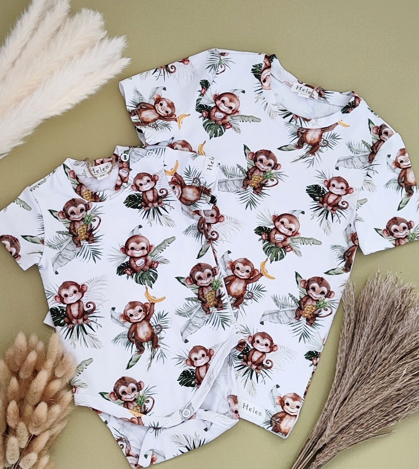 Short sleeve printed bodysuit