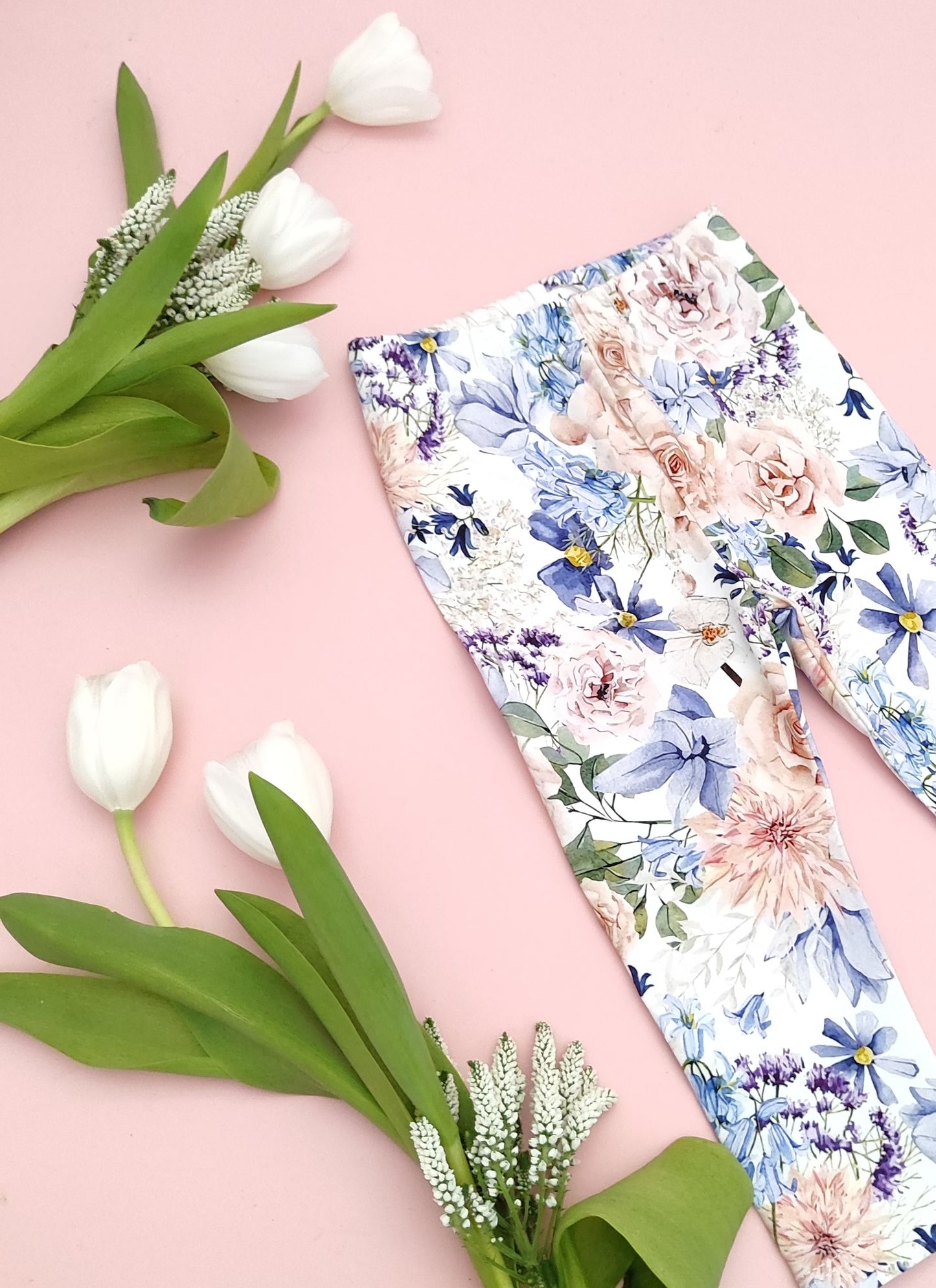 Blue flower leggings