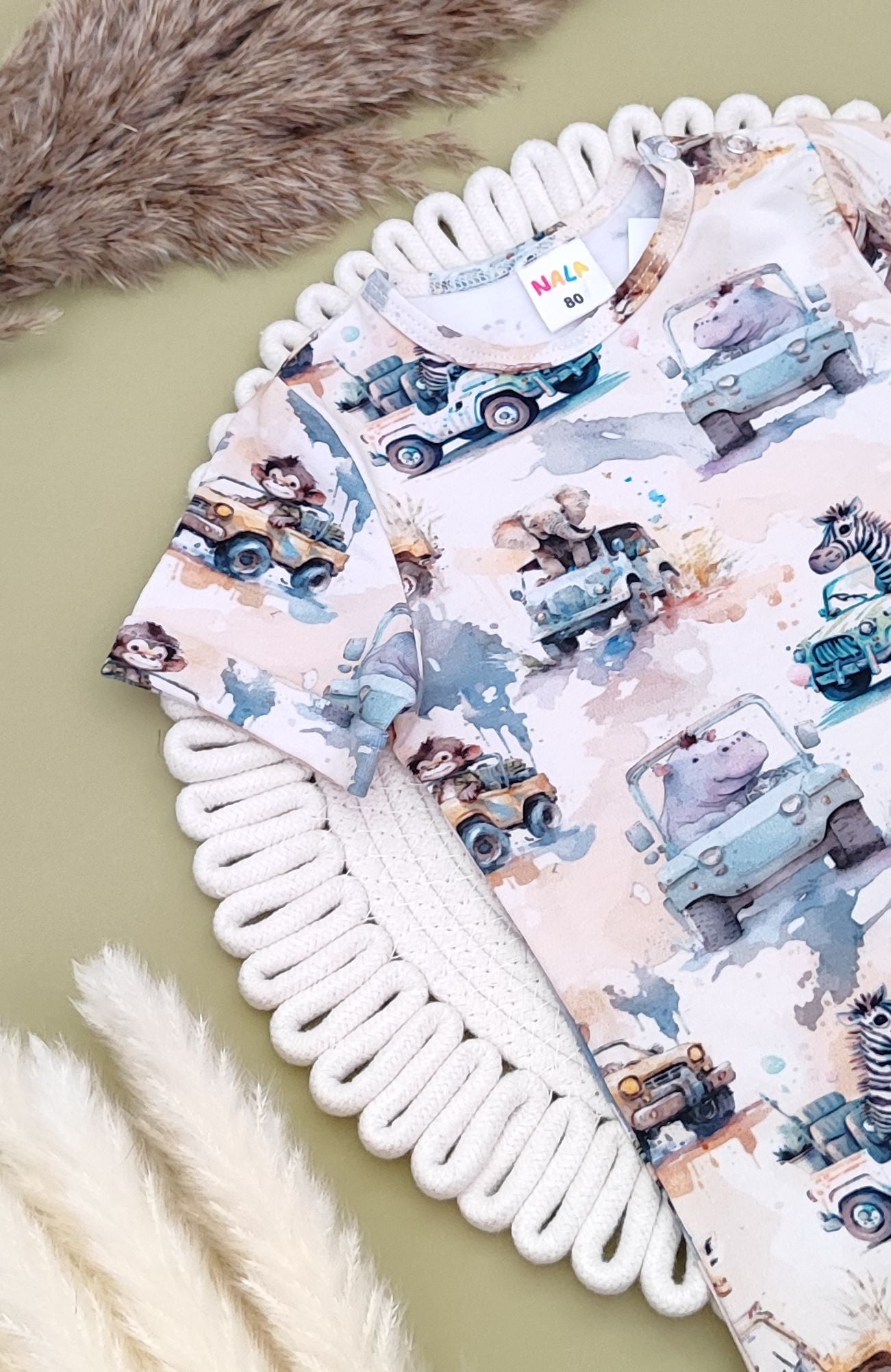Safari short sleeve top