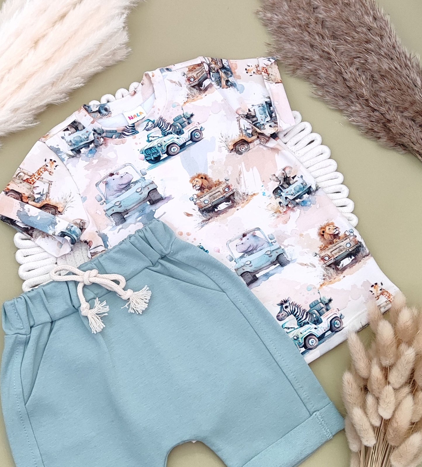 Safari short sleeve top