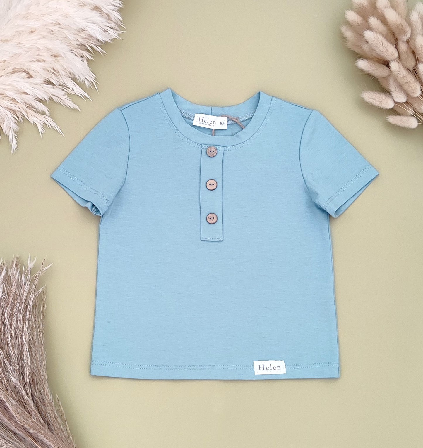 Short sleeve top with buttons