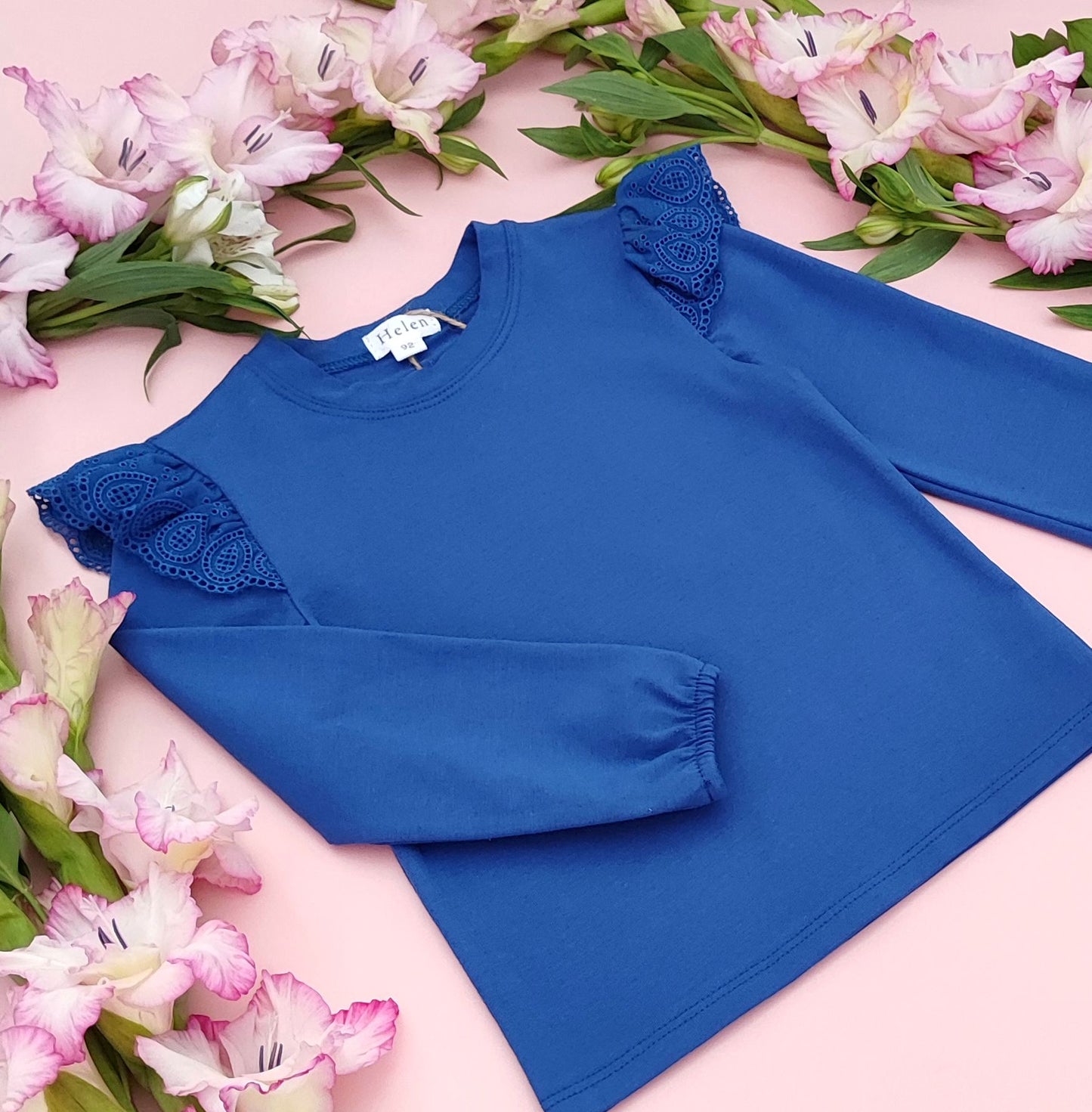 One colour top
