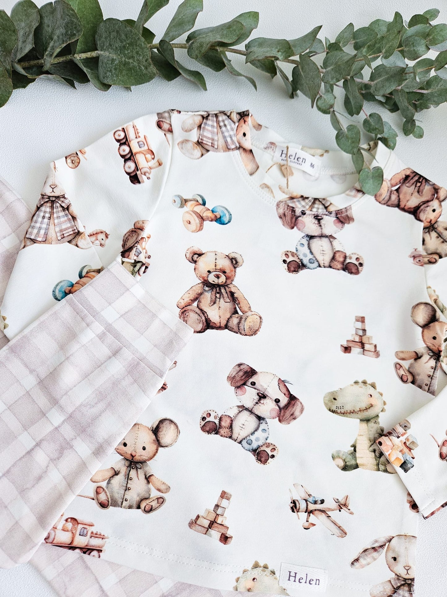 Retro pyjama set - long sleeve