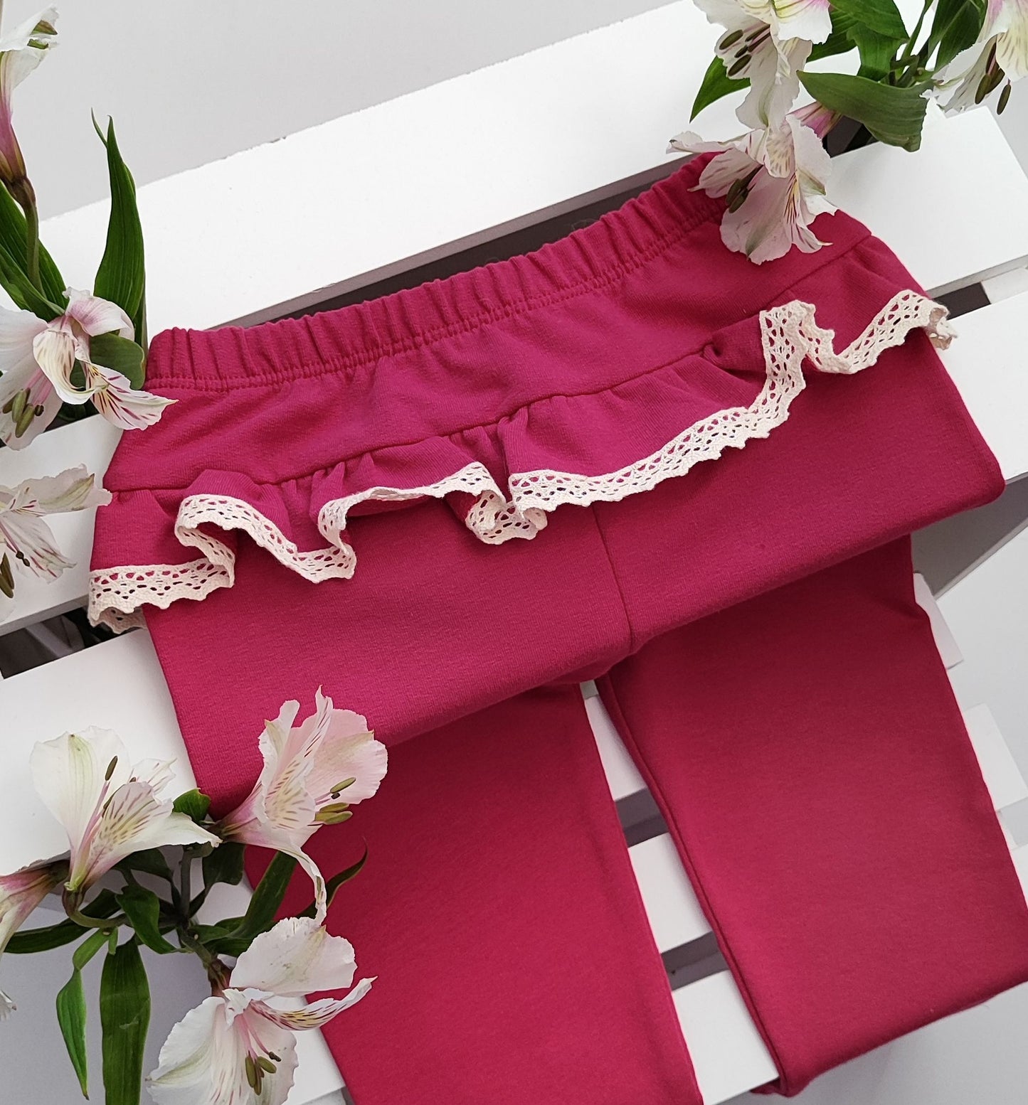 Loopback leggings with a frill