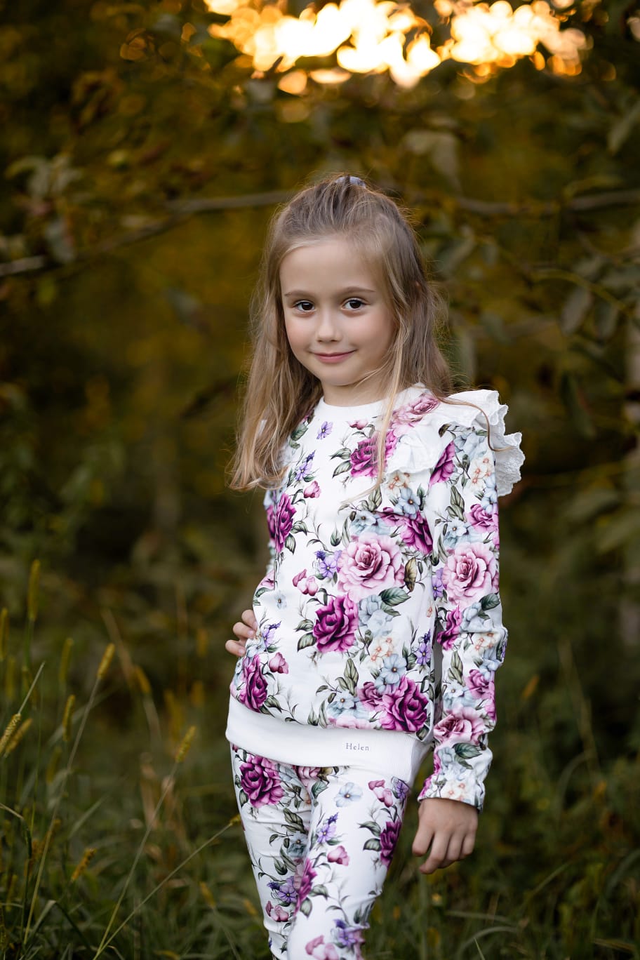 Amaranth roses sweatshirt