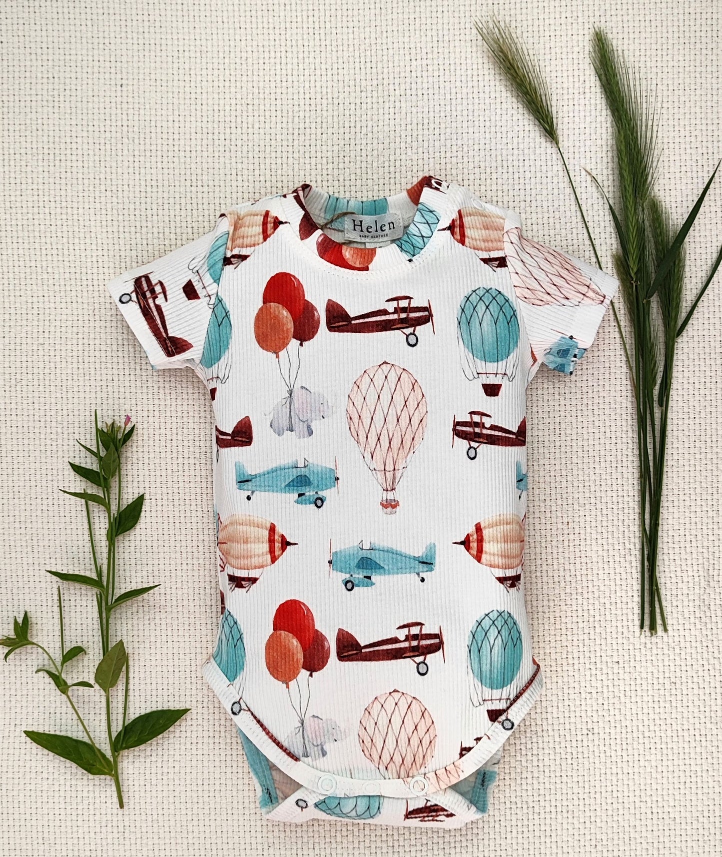Short sleeve bodysuit