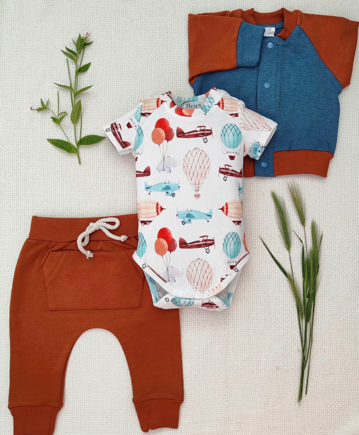 Short sleeve bodysuit