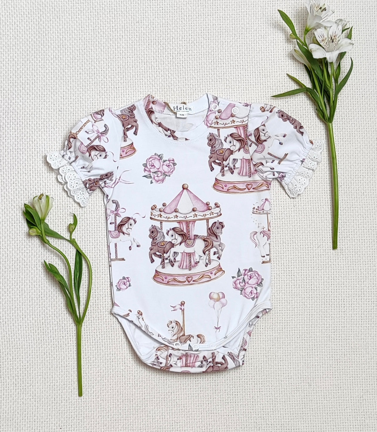Animal theme short sleeve bodysuit