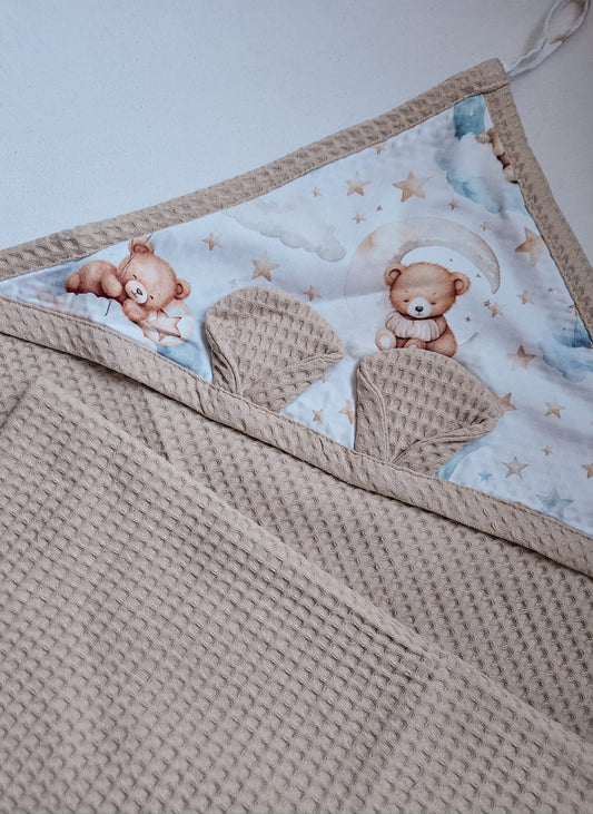 Sleeping bears - hooded wrap