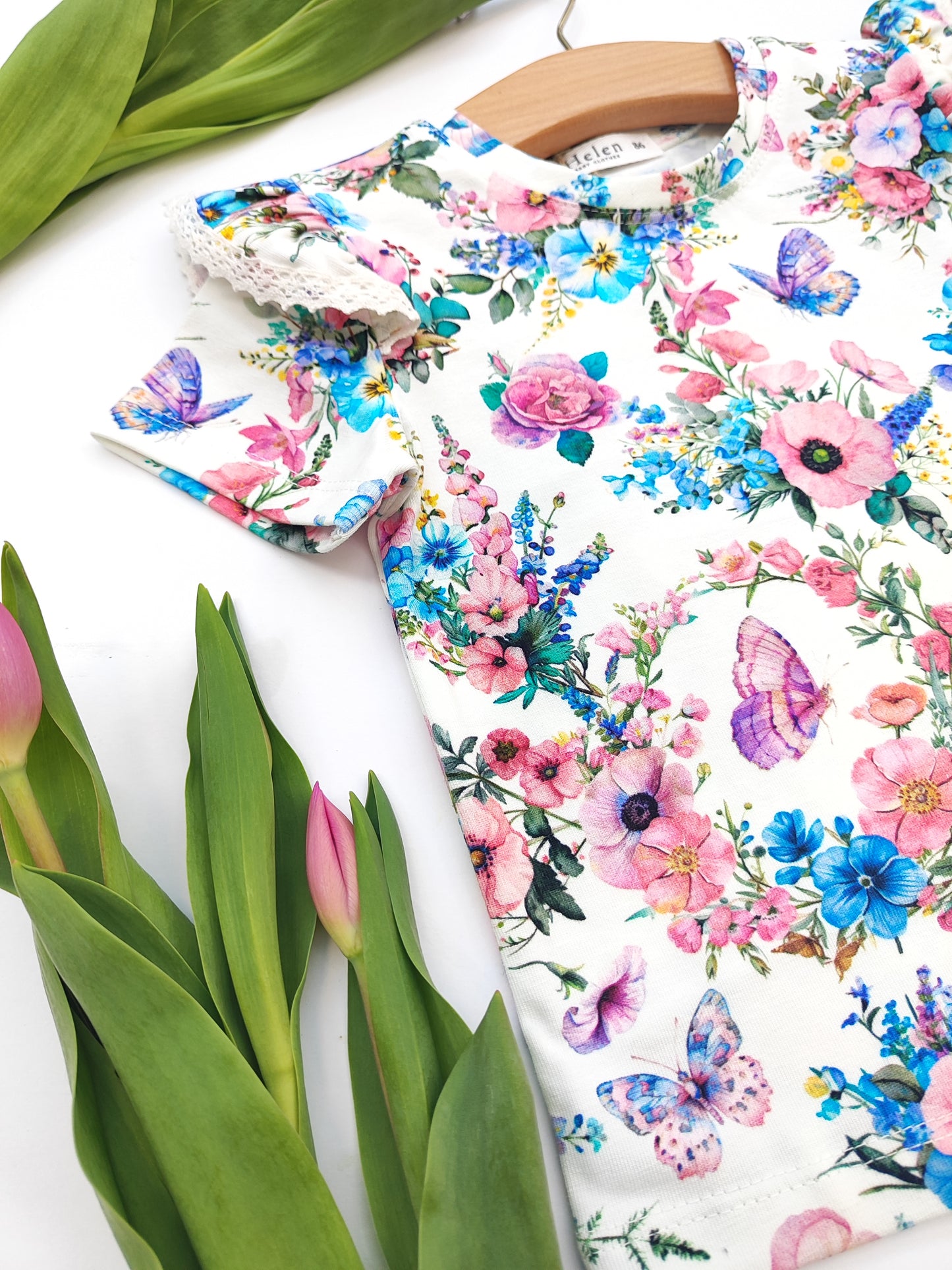 Butterfly bloom top