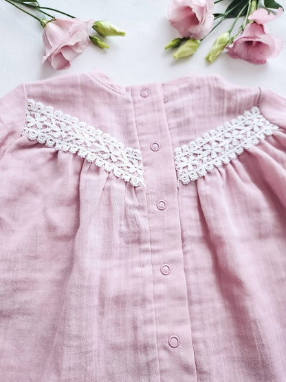 Muslin tunic with V lace detail